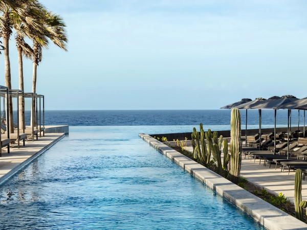 Official Air Canada Vacations experience: Adults-Only & Romantic Escapes