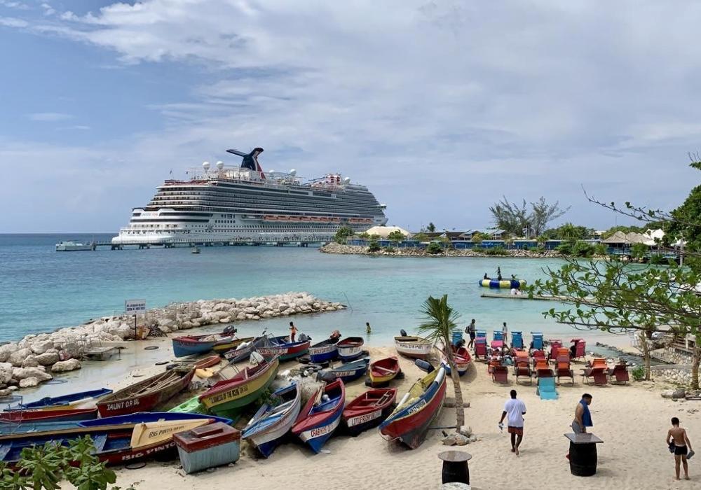 Official Caribbean tourism imagery for Dominican Republic & Puerto Rico
