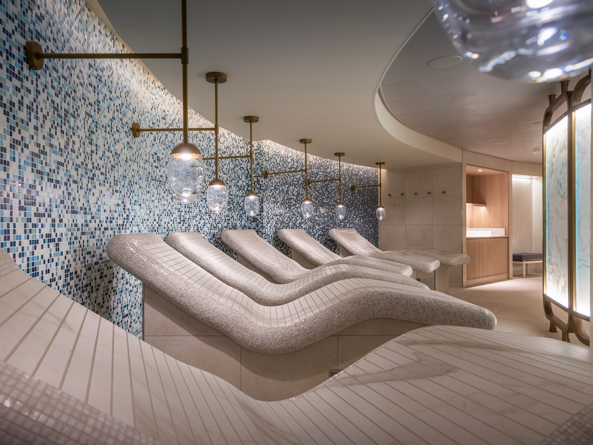 Official Cunard Family, Solo & Couples Experiences