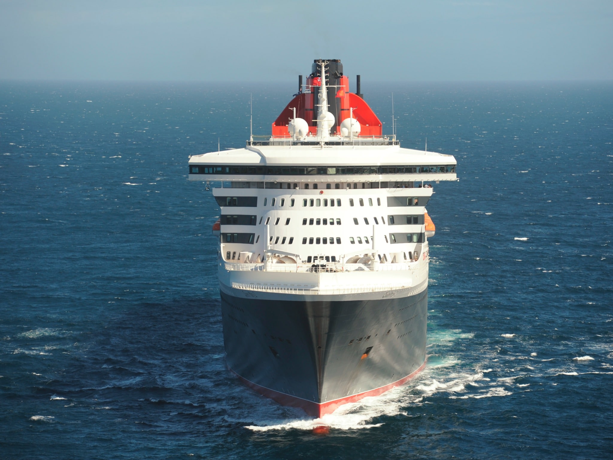 Official Cunard Queen Mary 2