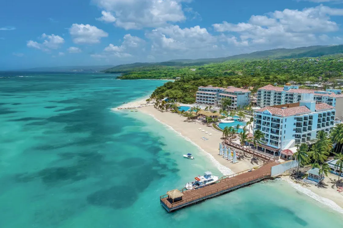 Official Delta Vacations experience: Family Resorts & Theme-Park Vacations