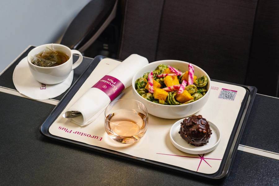 Official Eurostar onboard meal served at the passenger's seat