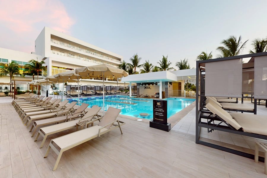 Official RIU Hotels & Resorts Elite Club by RIU