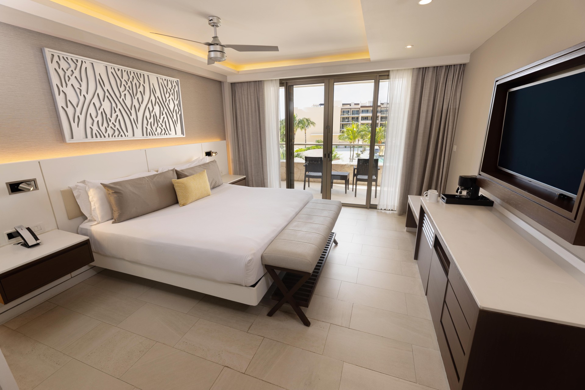 Official Royalton Resorts Family Suites & Connecting Layouts