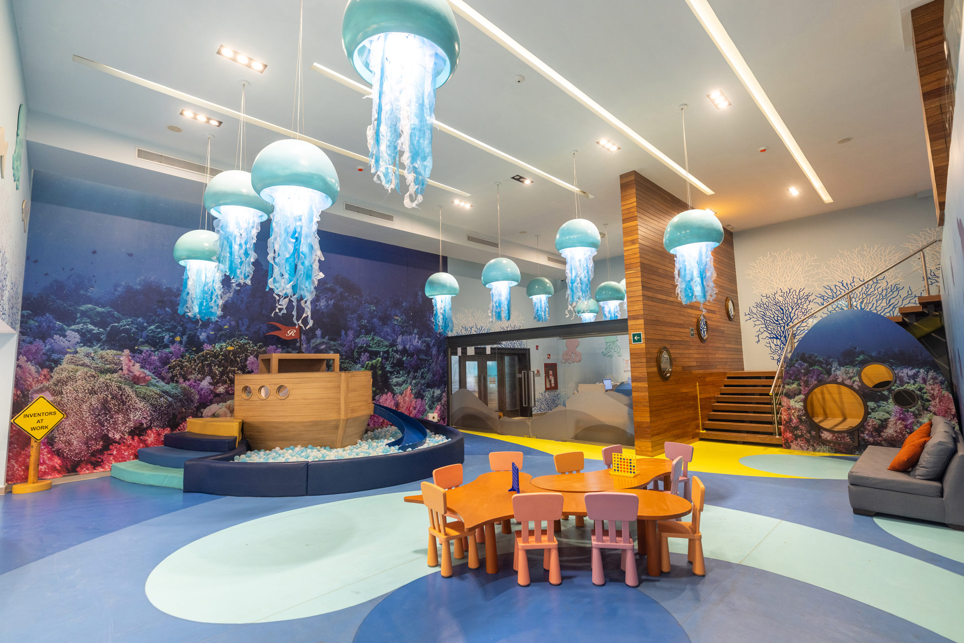 Official Royalton resort experience: Family Resorts & Royalton Splash