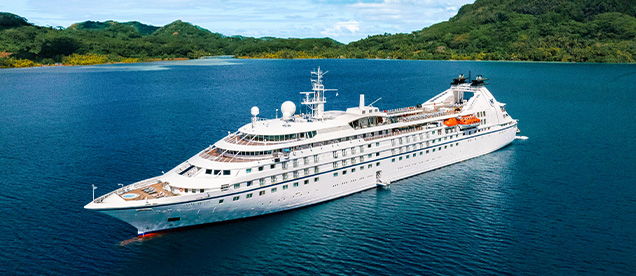 South Pacific accommodation: Cruise Cabins & Yacht Suites
